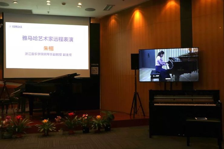 AG旗舰厅携手中国多位教育家，共同谱写中国艺术教育发展新乐章|热烈祝贺2018AG旗舰厅教育家授聘仪式成功举办！